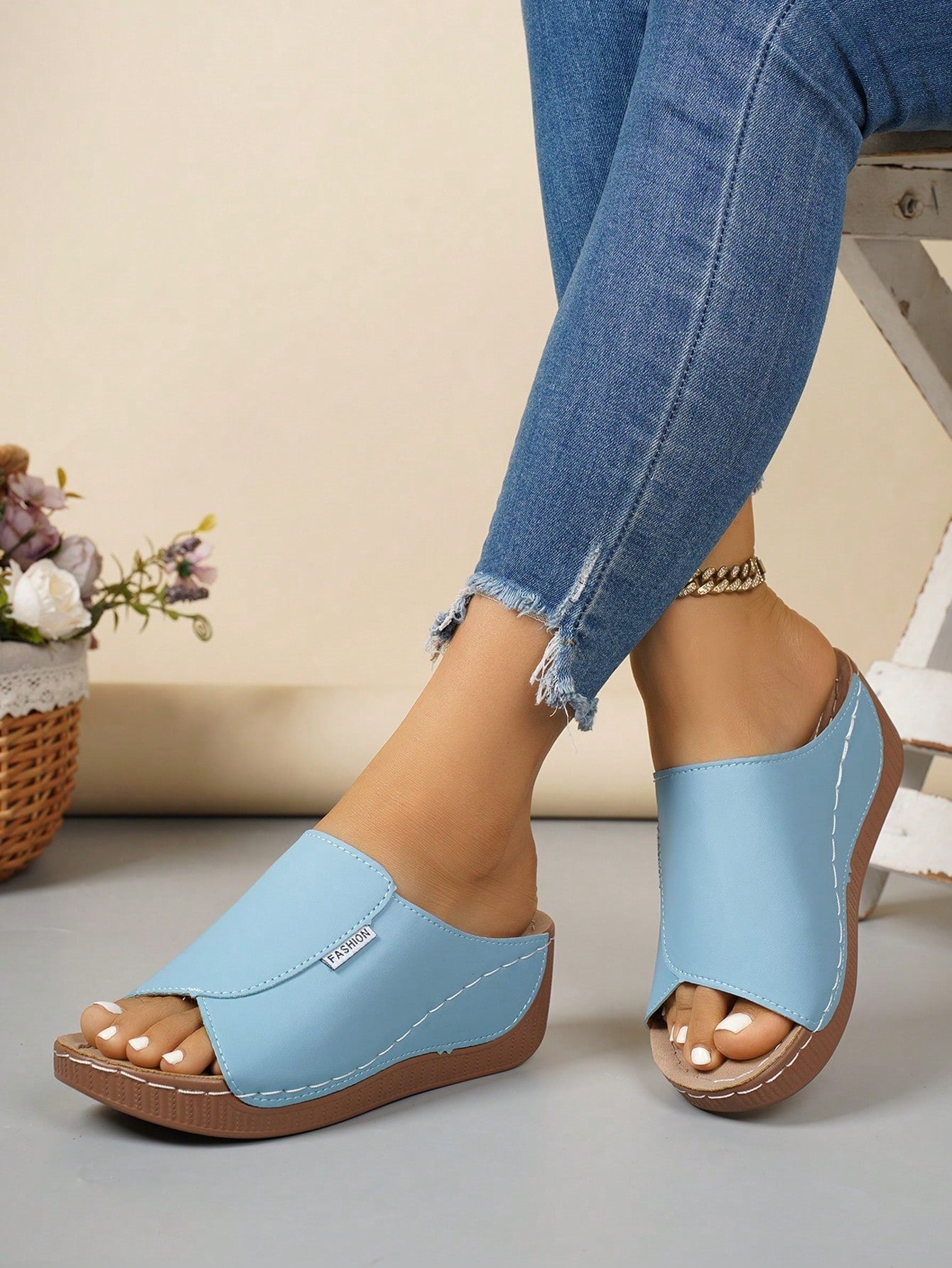 Pasos Nórdicos. 💯 Zapatos suecos ergonómicos fabricados en eco cuero premium. 😍 Diseño moderno, elegante, cómoda altura de 4.5 centímetros.