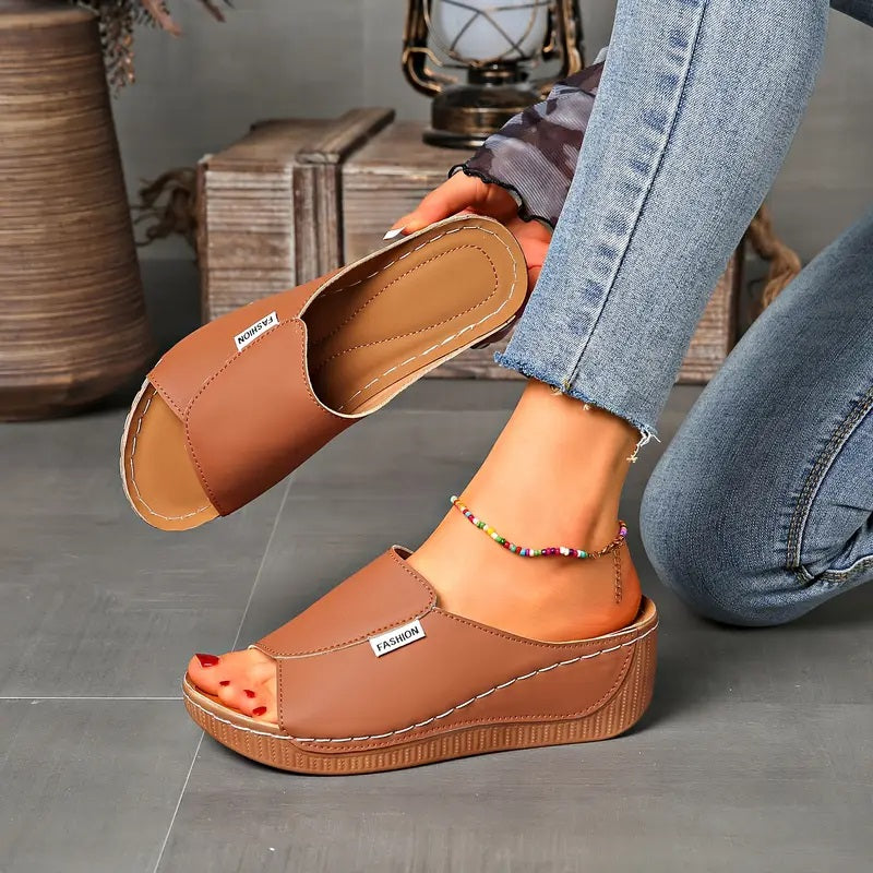 Pasos Nórdicos. 💯 Zapatos suecos ergonómicos fabricados en eco cuero premium. 😍 Diseño moderno, elegante, cómoda altura de 4.5 centímetros.